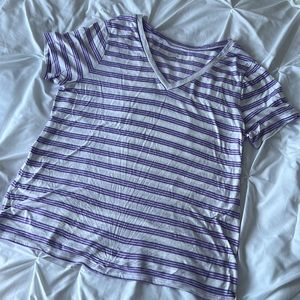 Vintage v-neck by Old Navy, size Xl, purple &white